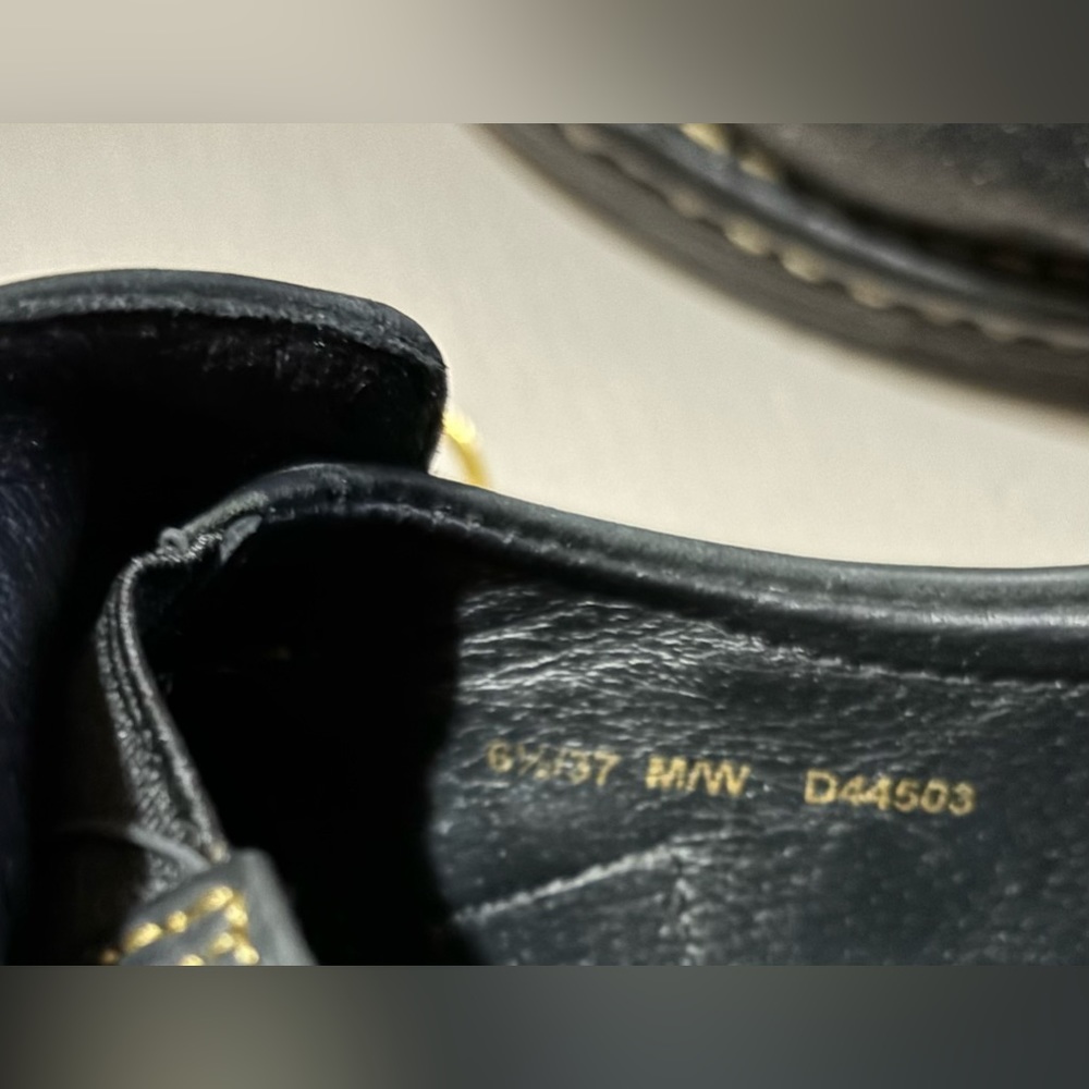 Born Clogs - Picture 6 of 7